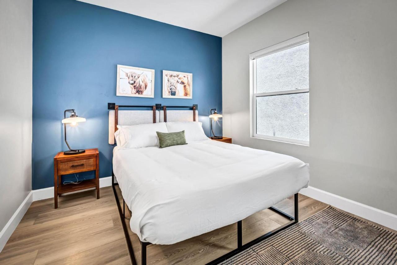 Single Bedroom - Queen Size. Heart Of Downtown Vista Exterior photo